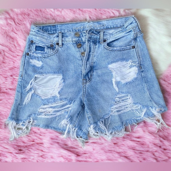 American Eagle Outfitters Pants - American Eagle distressed shorts size 2
